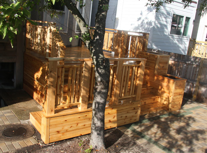 Cedar Deck with Planter Boxes